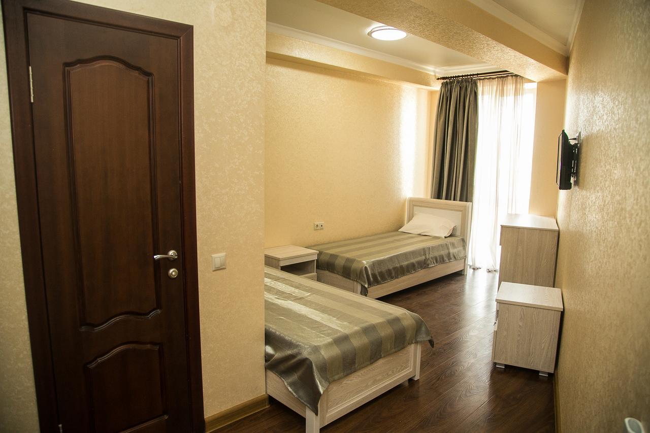 Gega Hotel Gagra Ngoại thất bức ảnh