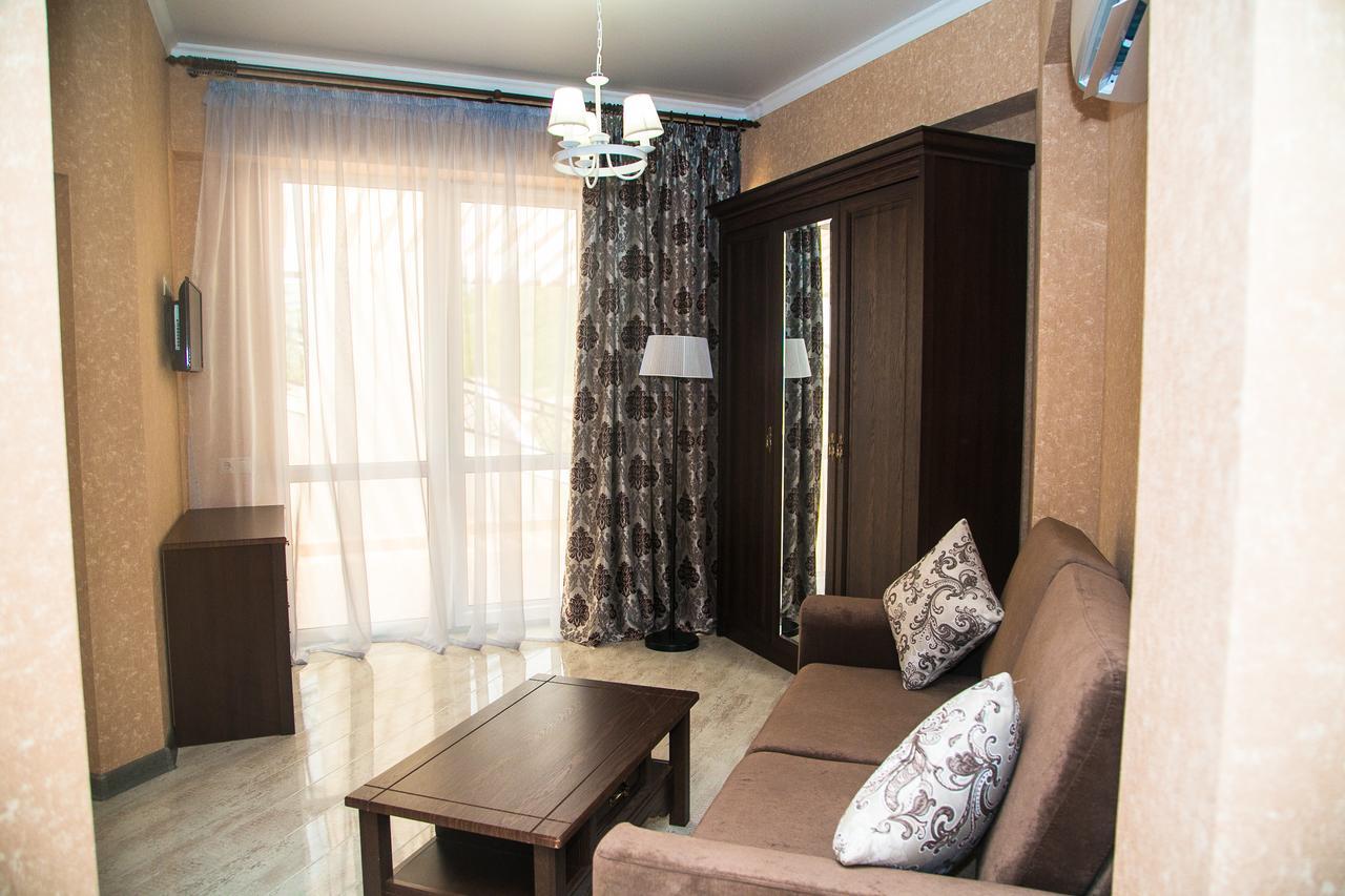 Gega Hotel Gagra Ngoại thất bức ảnh